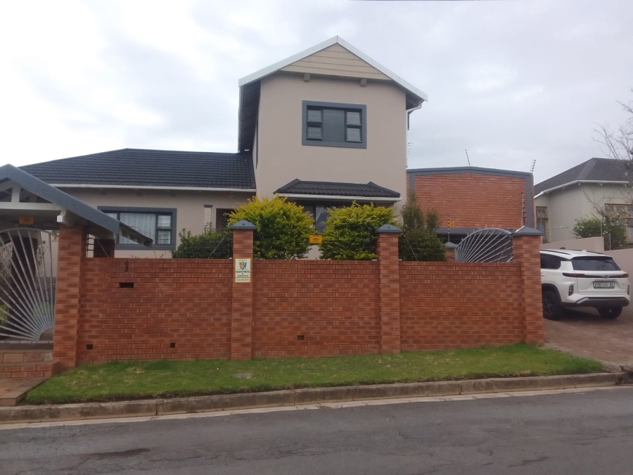 To Let 3 Bedroom Property for Rent in Selborne Eastern Cape